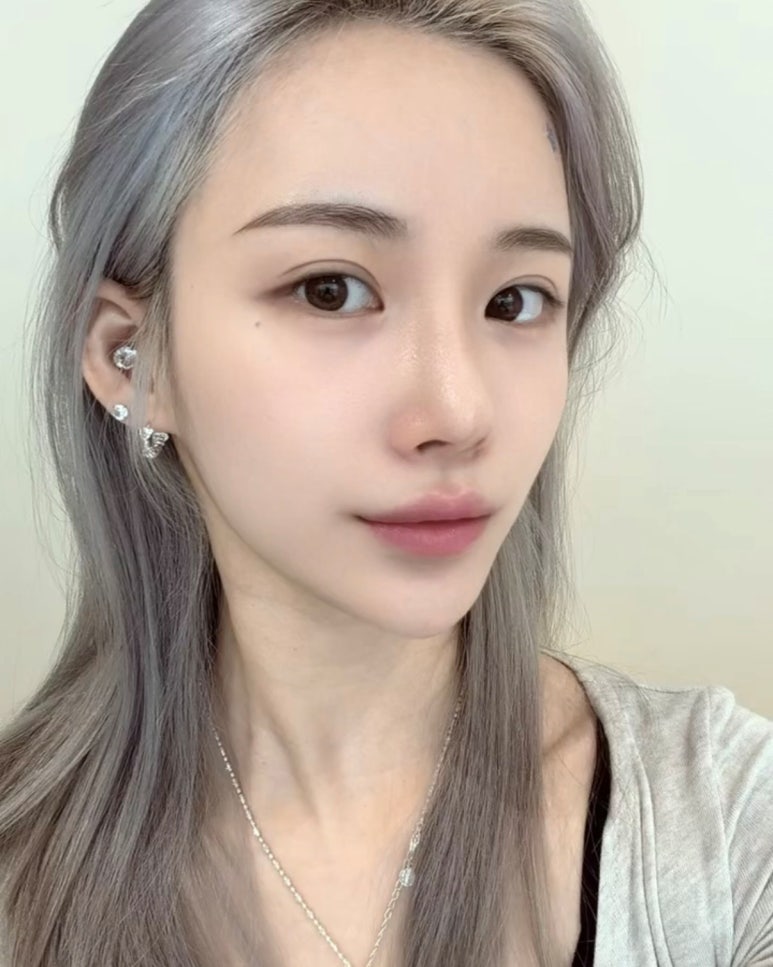 청주눈썹문신내 얼굴에 자연스럽게이어지는 눈썹 디자인.